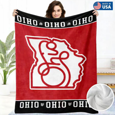 220 GSM Flannel Blanket - Image 1