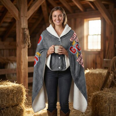 Wearable Sherpa Blanket with Buttons - Image 4